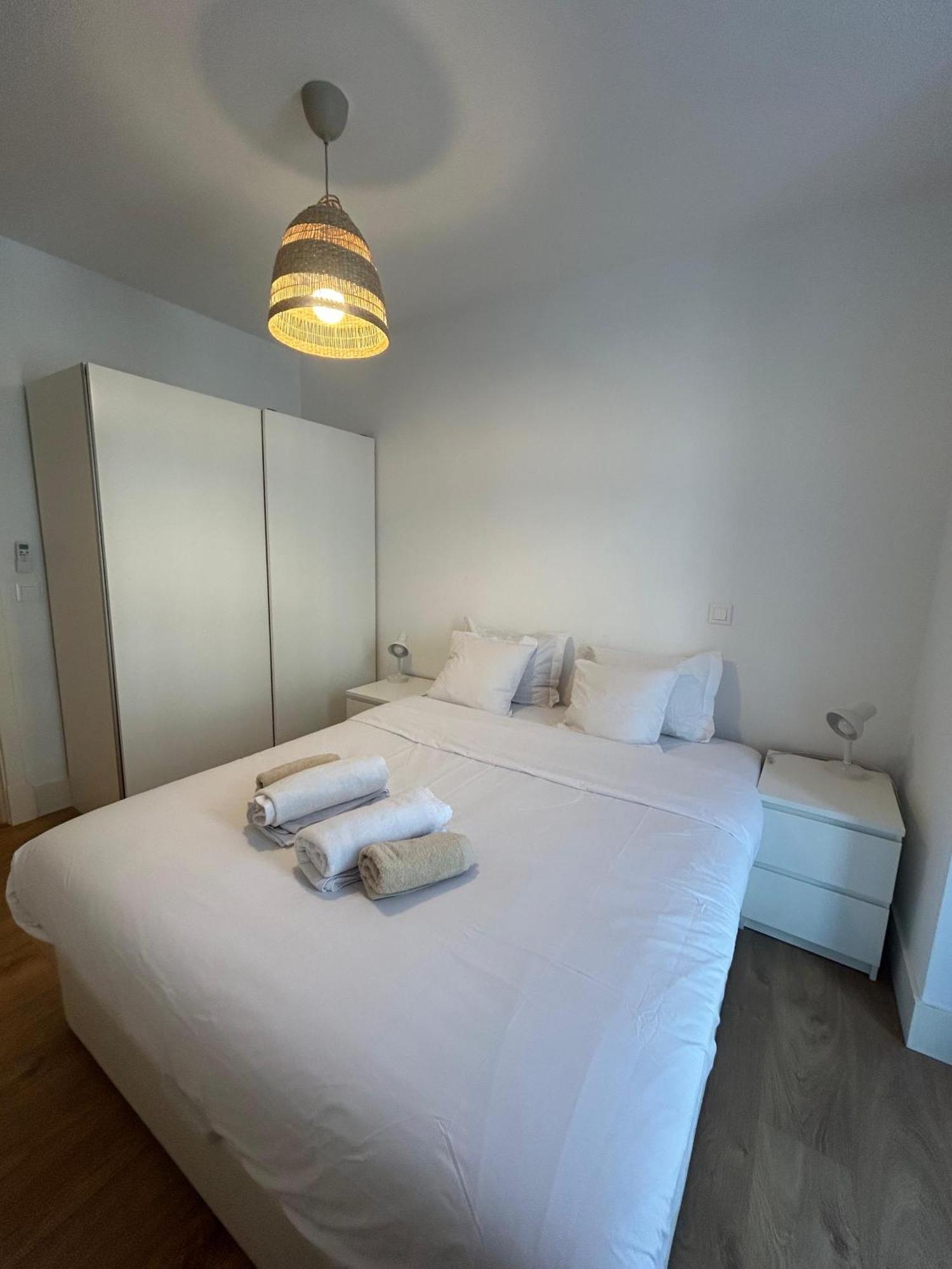 Modern Lisbon Apartments By Soulplaces Room photo